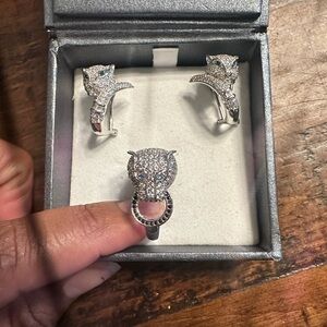 Sterling Silver Panther Head Ring with Emerald Accent - Silver